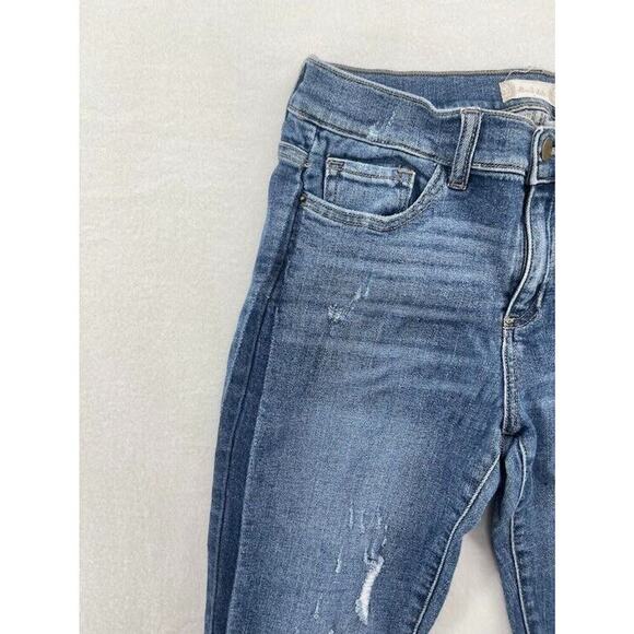 Altar'd State Jeans Womens Size 5 Light Wash Raw Hem Cropped Denim - Picture 3 of 8